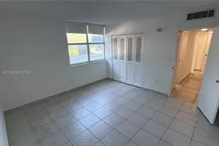 3375 N Country Club Dr, Aventura, FL 33180 - Photo 7