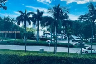 3375 N Country Club Dr, Aventura, FL 33180 - Photo 3