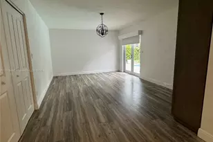 2075 S Hibiscus Dr, North Miami, FL 33181 - Photo 21