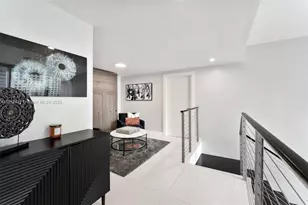 200 Biscayne Blvd Way, Miami, FL 33131 - Photo 9