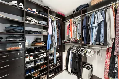 200 Biscayne Boulevard Way #303, Miami, FL 33131 - Photo 15