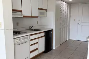 5717 SW 72nd St, South Miami, FL 33143 - Photo 3