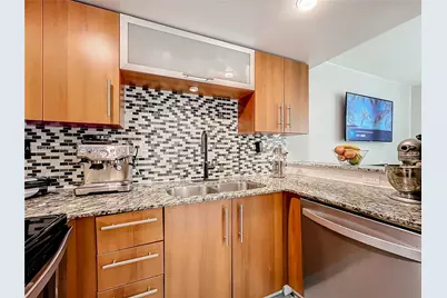 651 NE 60th St #12, Miami, FL 33137 - Photo 11