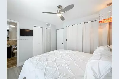 651 NE 60th St #12, Miami, FL 33137 - Photo 21
