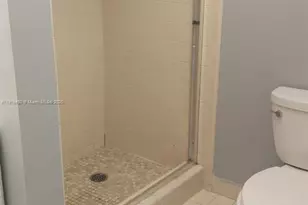 7910 N Colony Cir N, Tamarac, FL 33321 - Photo 13