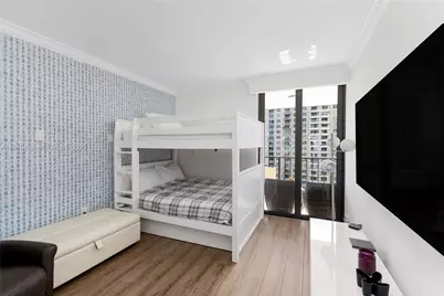 520 Brickell Key Dr #A1207, Miami, FL 33131 - Photo 23