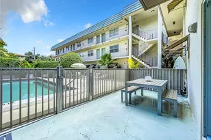 651 NE 60th St, Miami, FL 33137 - Photo 25