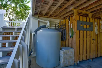 3987 Gordon Rd, Big Pine, FL 33043 - Photo 9