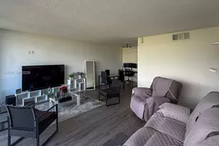 7051 Environ Blvd, Lauderhill, FL 33319 - Photo 7