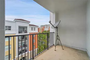 17125 N Bay Rd, Sunny Isles Beach, FL 33160 - Photo 17