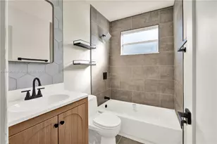 131 NE 18th St, Homestead, FL 33030 - Photo 23