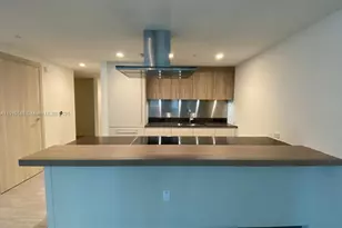 1000 Brickell Plaza, Miami, FL 33131 - Photo 9