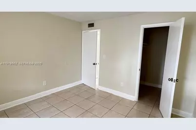 486 NW 165th St Rd #B-302, Miami, FL 33169 - Photo 29