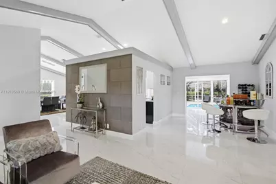 5601 SW 195th Ter, Southwest Ranches, FL 33332 - Photo 11