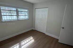 1927 NW 20th Ave, Miami, FL 33125 - Photo 13