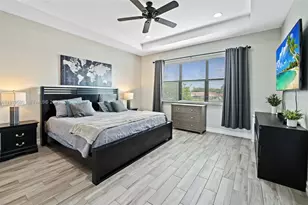 445 SW 113th Ln, Pembroke Pines, FL 33025 - Photo 11