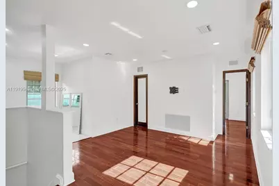 1512 Pennsylvania Ave #2C, Miami Beach, FL 33139 - Photo 5