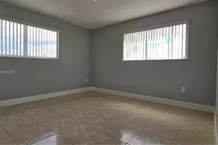 2630 W 76th St, Hialeah, FL 33016 - Photo 13