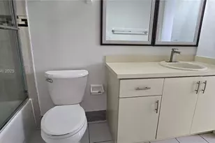 2630 W 76th St, Hialeah, FL 33016 - Photo 19