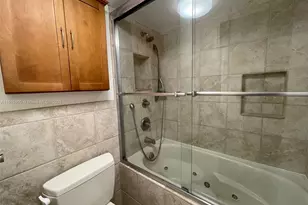 9471 Evergreen Pl, Davie, FL 33324 - Photo 23