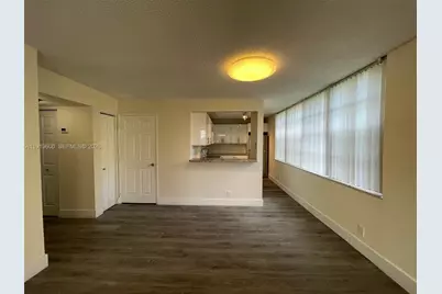 9471 Evergreen Pl #401, Davie, FL 33324 - Photo 11