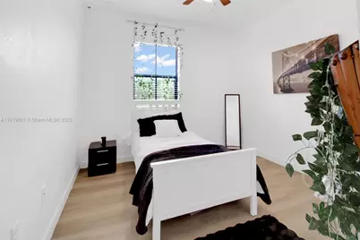 732 SE 35th Ave, Homestead, FL 33033 - Photo 17