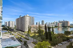 301 174th St, Sunny Isles Beach, FL 33160 - Photo 15