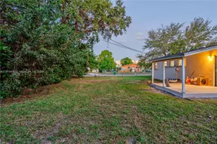 1291 NE 207th St, Miami, FL 33179 - Photo 23