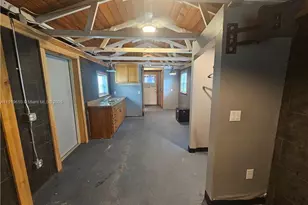 9035 Temple Dr, Lake Wales, FL 33898 - Photo 11