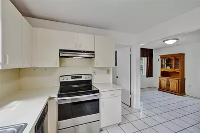 13401 SW 38th St, Miami, FL 33175 - Photo 15