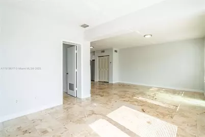 2180 Bay Dr #9B, Miami Beach, FL 33141 - Photo 9