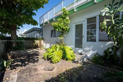 2180 Bay Dr #9B, Miami Beach, FL 33141 - Photo 5