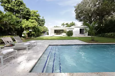 12020 NE 5th Ave, Biscayne Park, FL 33161 - Photo 11