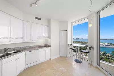 4775 Collins Ave #PH4306, Miami Beach, FL 33140 - Photo 5