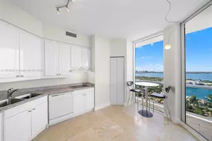 4775 Collins Ave, Miami Beach, FL 33140 - Photo 5