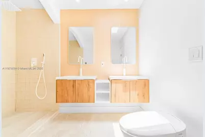 19661 NE 10th Pl, Miami, FL 33179 - Photo 15