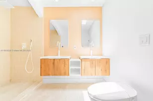 19661 NE 10th Pl, Miami, FL 33179 - Photo 15