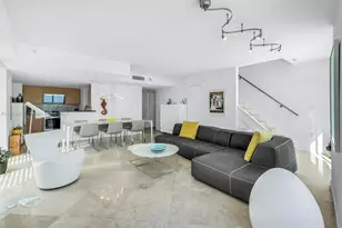 7600 Collins Ave, Miami Beach, FL 33141 - Photo 5
