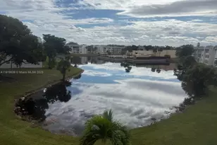 8220 Sunrise Lakes Blvd, Sunrise, FL 33322 - Photo 31