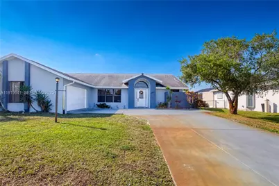 5402 NW Emblem St, Port Saint Lucie, FL 34983 - Photo 5