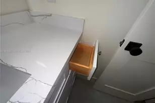 11279 NW 15th Ct, Pembroke Pines, FL 33026 - Photo 37