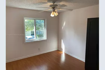 10931 Jewel Box Ln, Tamarac, FL 33321 - Photo 15