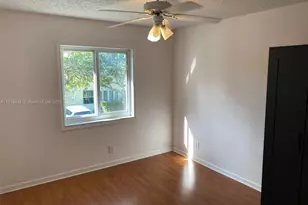 10931 Jewel Box Ln, Tamarac, FL 33321 - Photo 15