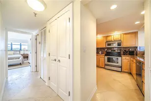 1621 Collins Ave, Miami Beach, FL 33139 - Photo 27