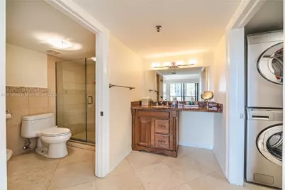 1621 Collins Ave #802, Miami Beach, FL 33139 - Photo 21