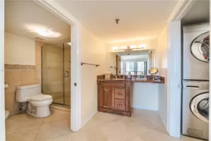 1621 Collins Ave, Miami Beach, FL 33139 - Photo 21