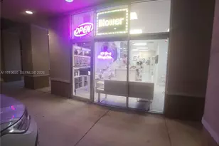 14707 SW 42nd St, Miami, FL 33185 - Photo 1