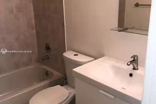 9269 W Sunrise Blvd, Plantation, FL 33322 - Photo 5