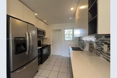 2471 SW 82nd Ave #209, Davie, FL 33324 - Photo 5