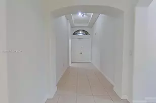 11229 NW 78th Ln, Doral, FL 33178 - Photo 15